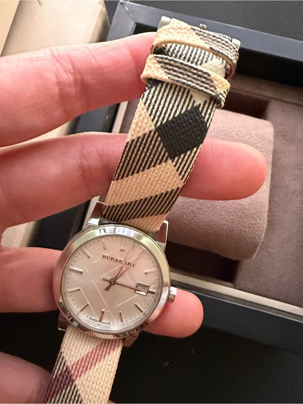 Unused Burberry Beige Plaid Women's Watch with Stainless Silver Case